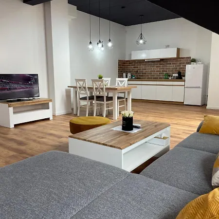 Apartament Rynek 13 Z Parkingiem - Centrum Bochni Salzberg Exterior foto